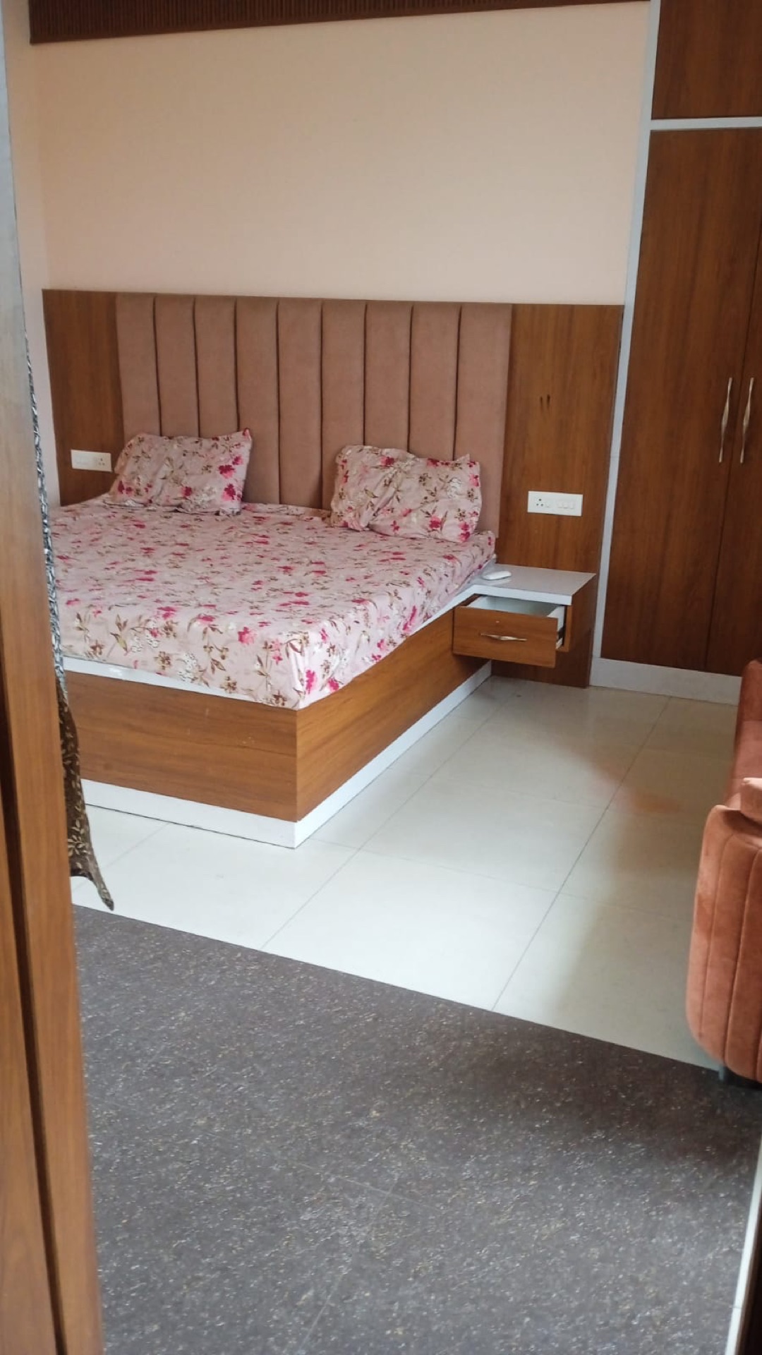 Deluxe Room (2nd Floor)